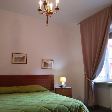 B&B Galileo Napoli Bagian luar foto