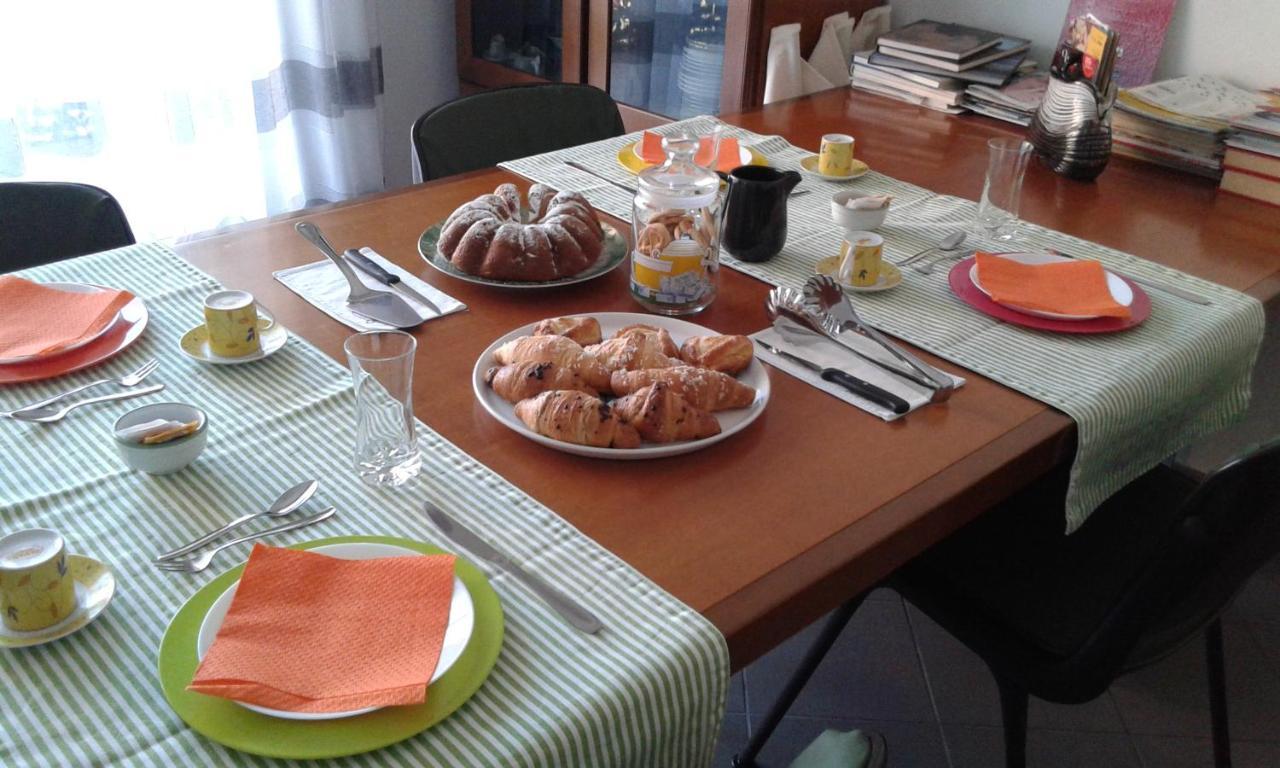 B&B Galileo Napoli Bagian luar foto