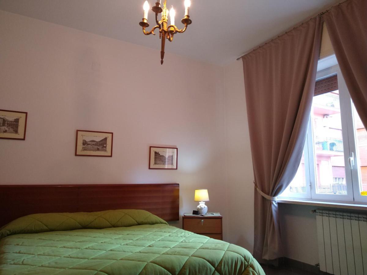 B&B Galileo Napoli Bagian luar foto