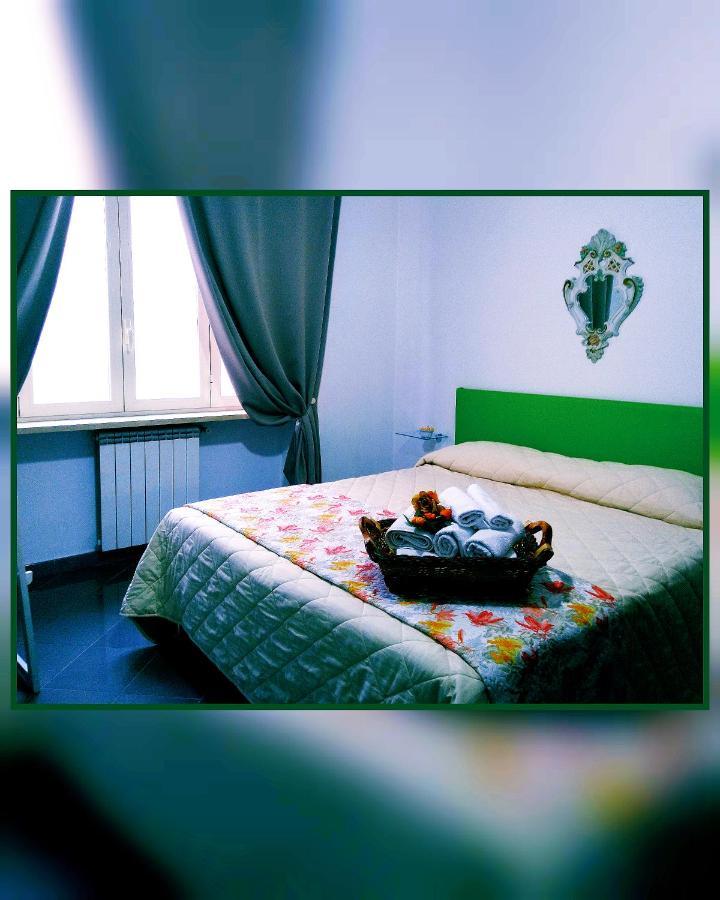B&B Galileo Napoli Bagian luar foto