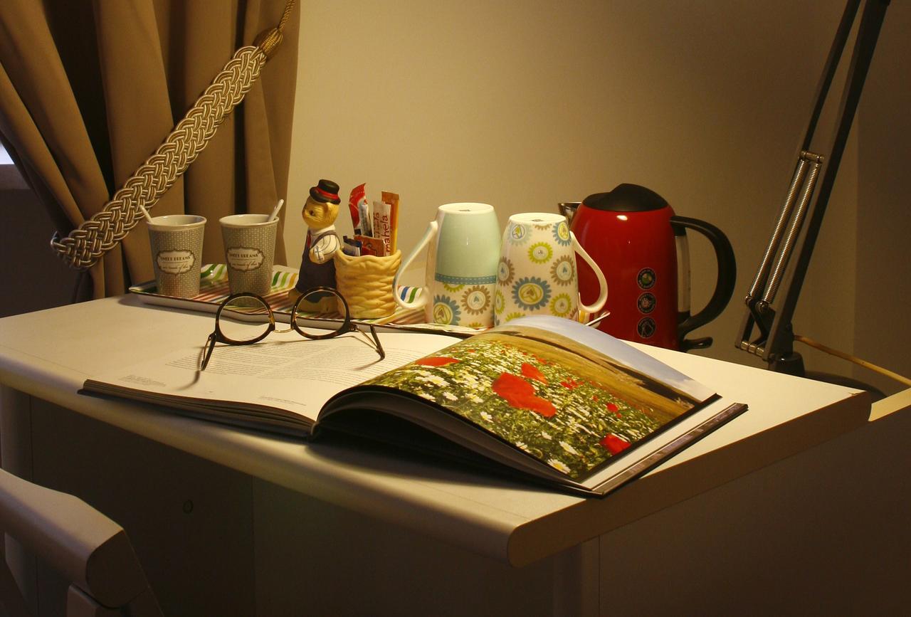 B&B Galileo Napoli Bagian luar foto