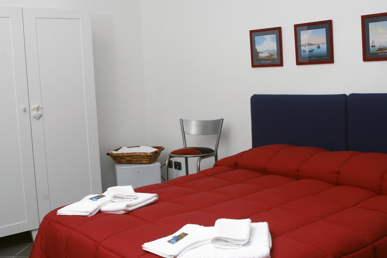 B&B Galileo Napoli Bagian luar foto