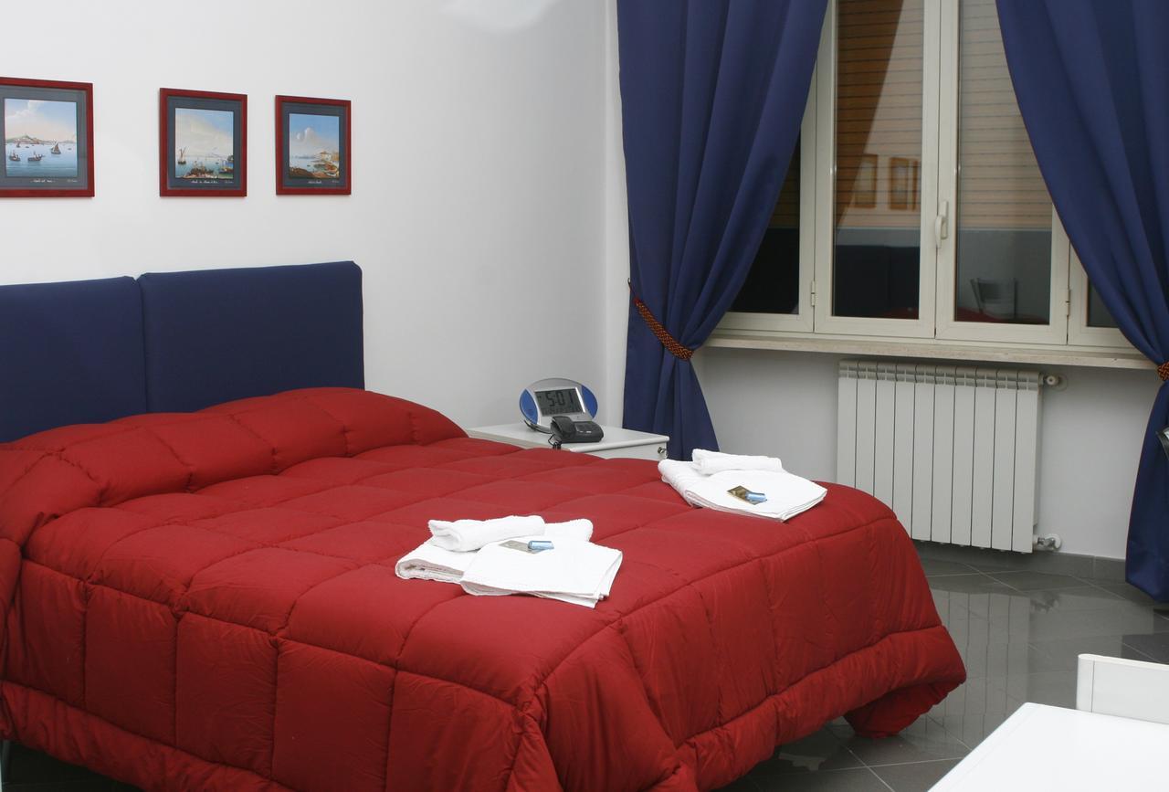 B&B Galileo Napoli Bagian luar foto